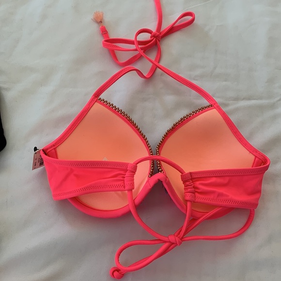 Sold. Duplicate listing, no longer available - Picture 3 of 16